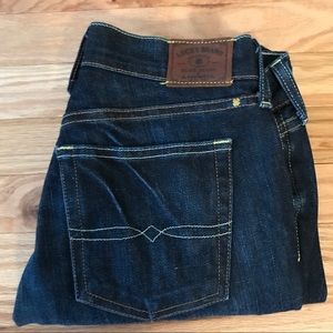 NWOT Lucky Brand Womens Size 2 Classic Rider Jeans